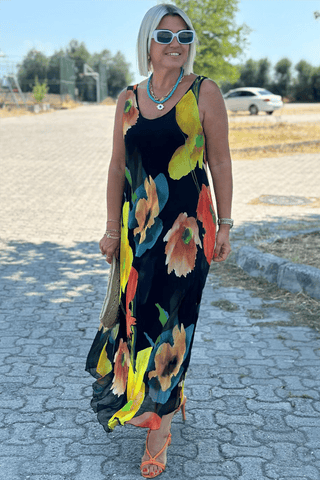 Yuri | Maxi-Chiffonkleid aus Seide mit Blumendruck und U-Ausschnitt