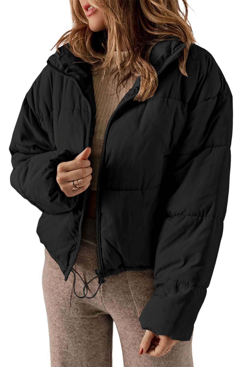 EMMA | Winterkomfort Deluxe: Der Perfekte Puffer für Style und Wärme