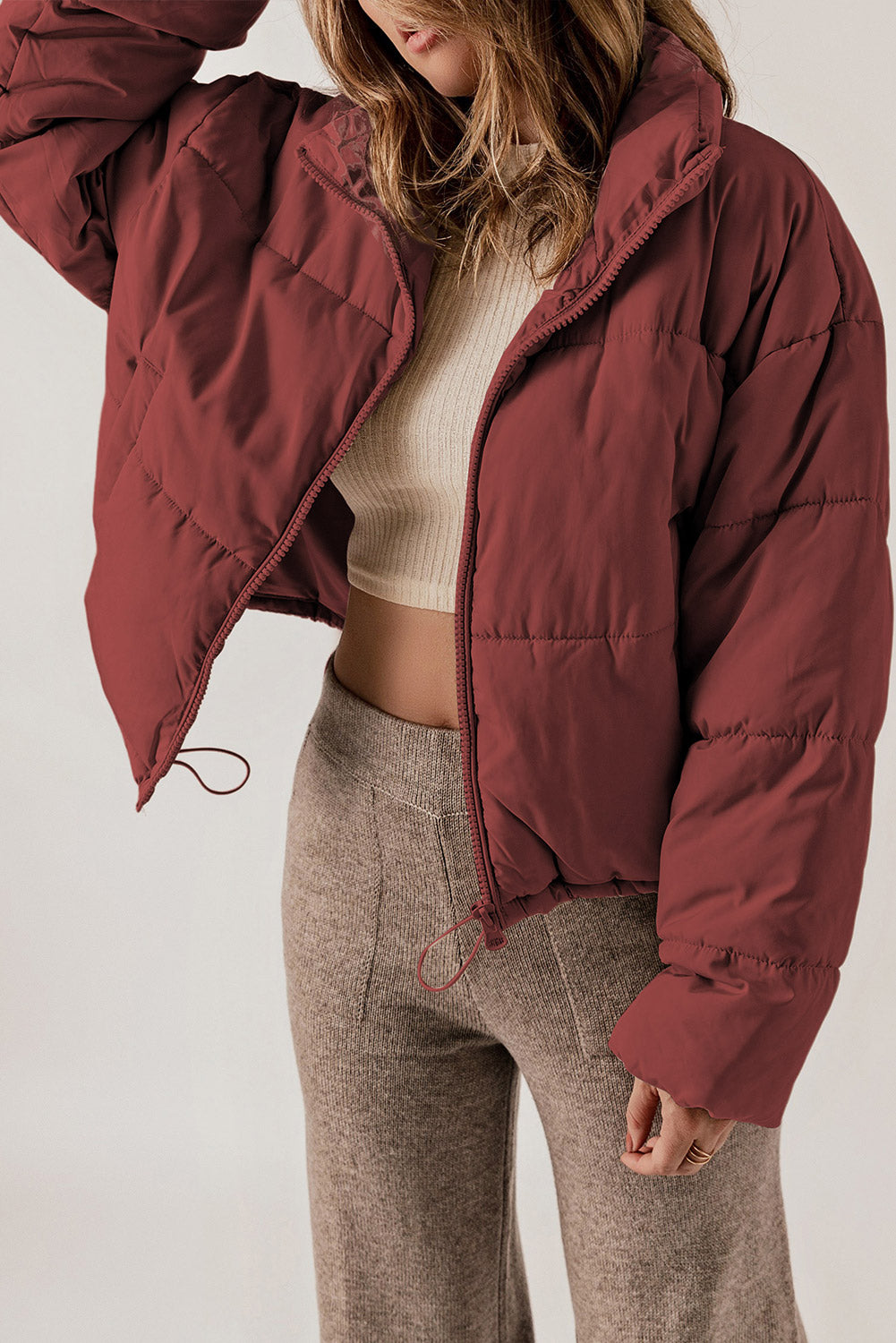 EMMA | Winterkomfort Deluxe: Der Perfekte Puffer für Style und Wärme