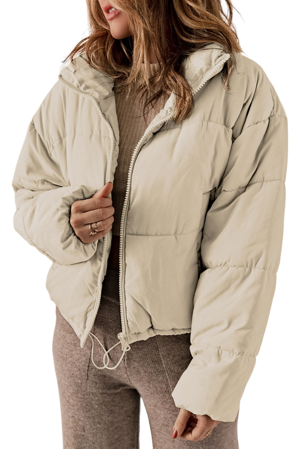 EMMA | Winterkomfort Deluxe: Der Perfekte Puffer für Style und Wärme