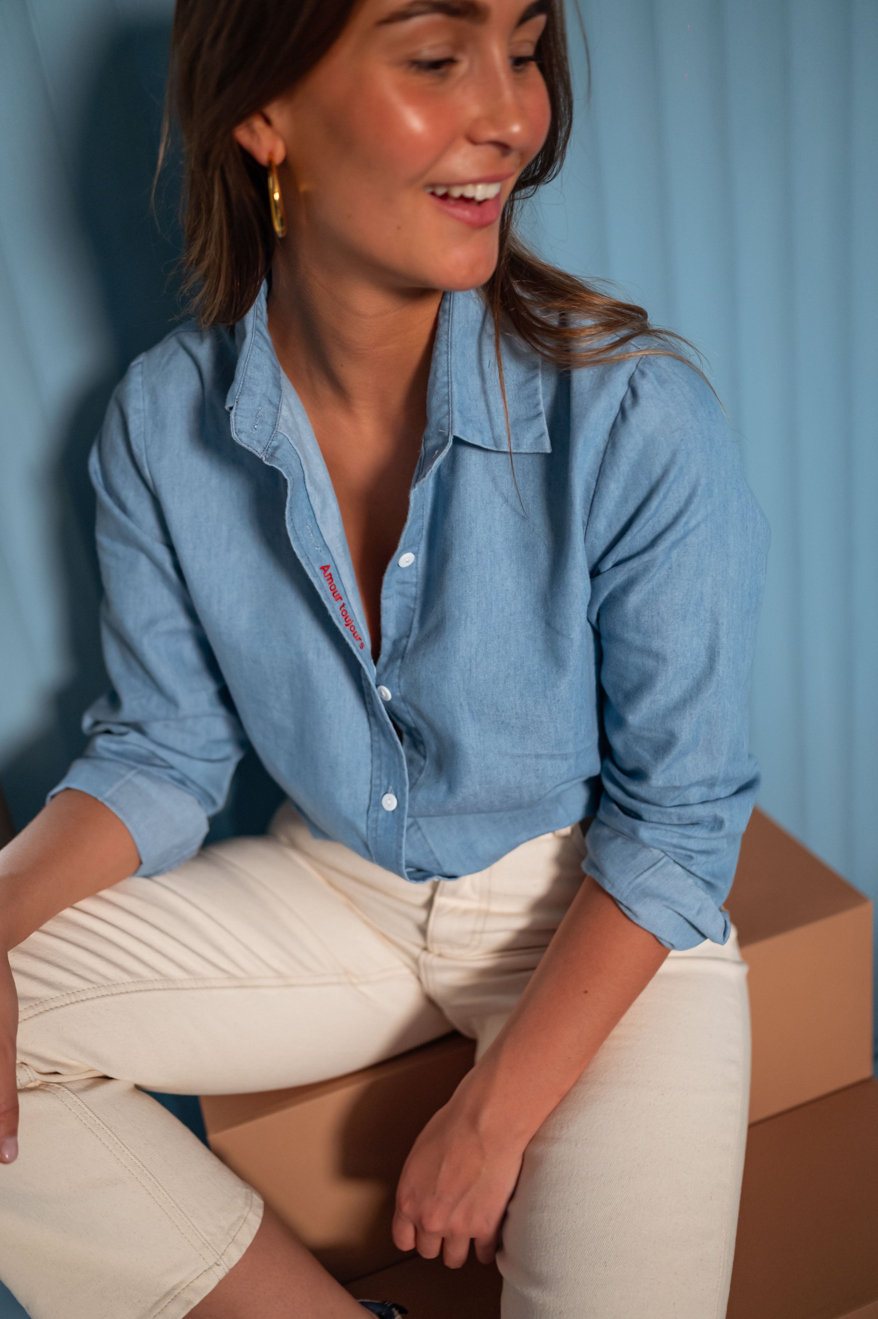 Susie | Chemise Oliver - in blauer Jeans