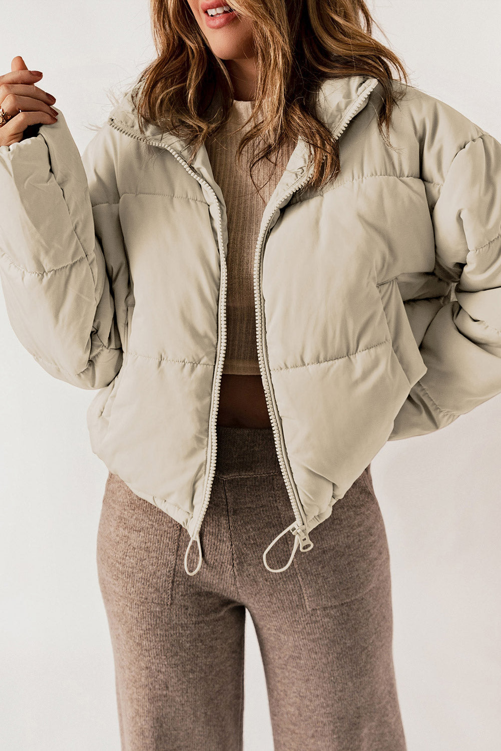 EMMA | Winterkomfort Deluxe: Der Perfekte Puffer für Style und Wärme