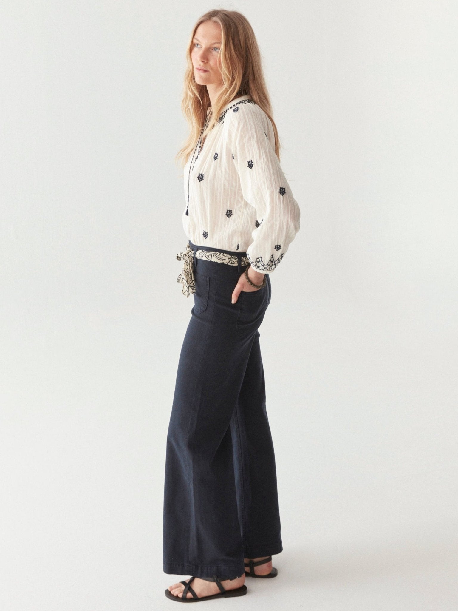 Mohamed | Edna Schlauch - Marineblau