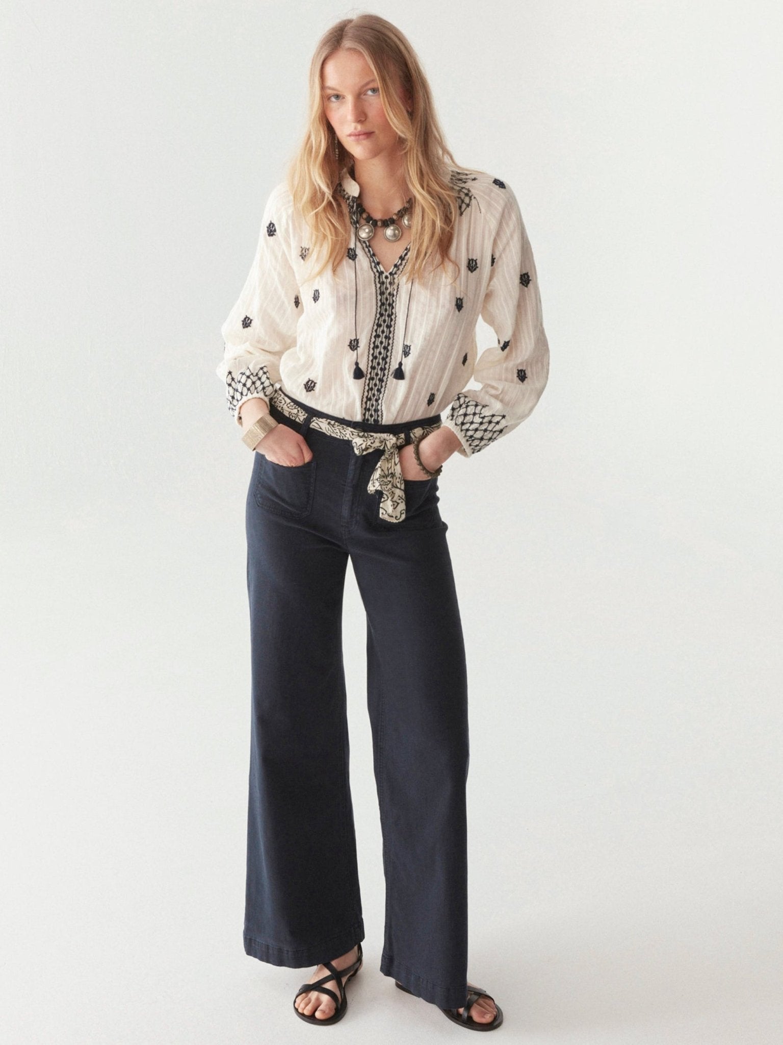 Mohamed | Edna Schlauch - Marineblau