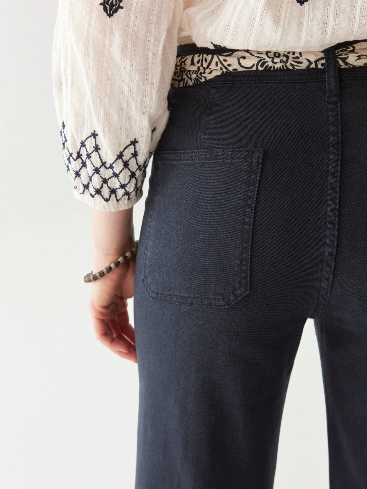 Mohamed | Edna Schlauch - Marineblau