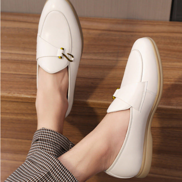 Fisker | Elegante Lederslipper mit Fischhaken-Schnalle