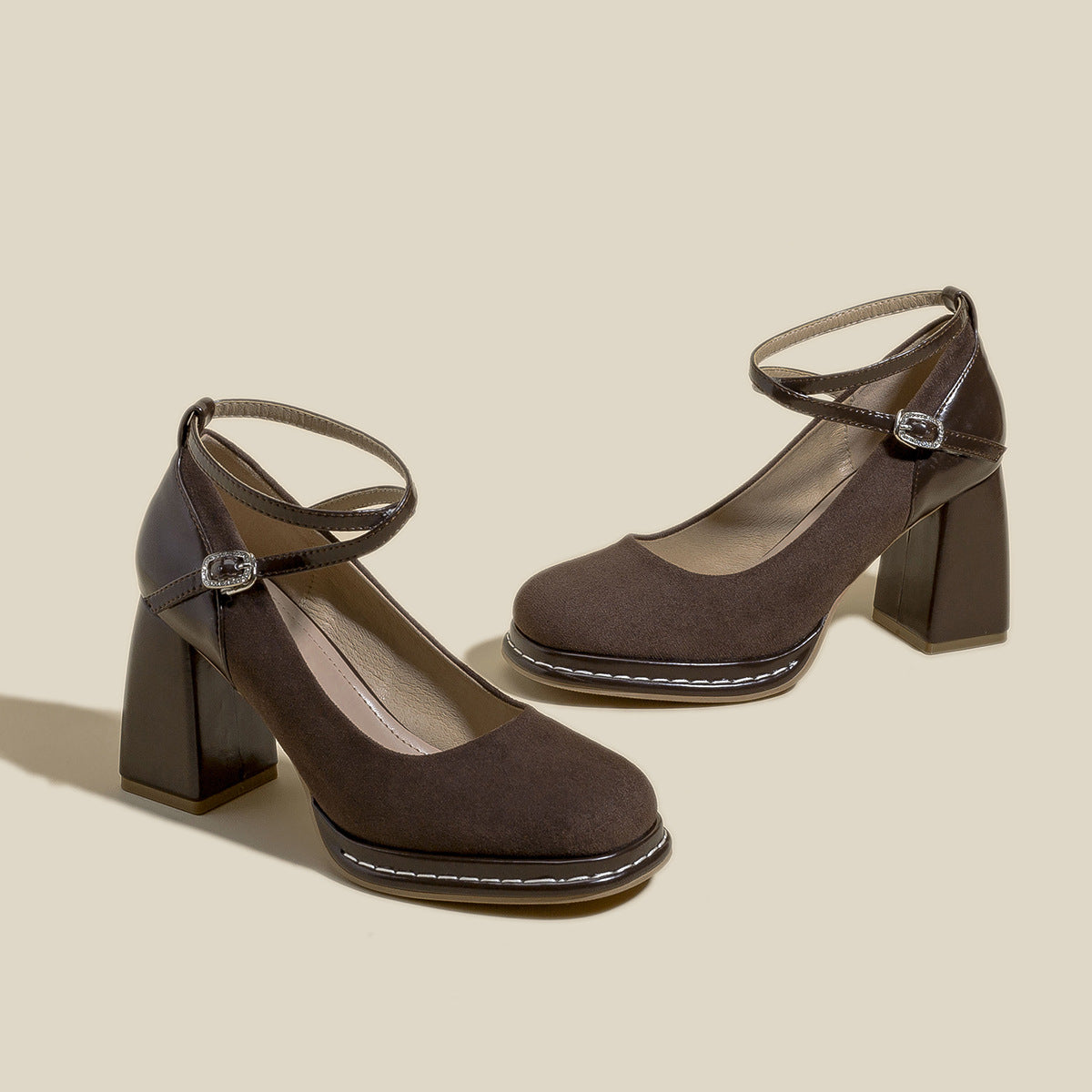 Lunala | Elegante Wildlederpumps mit Blockabsatz