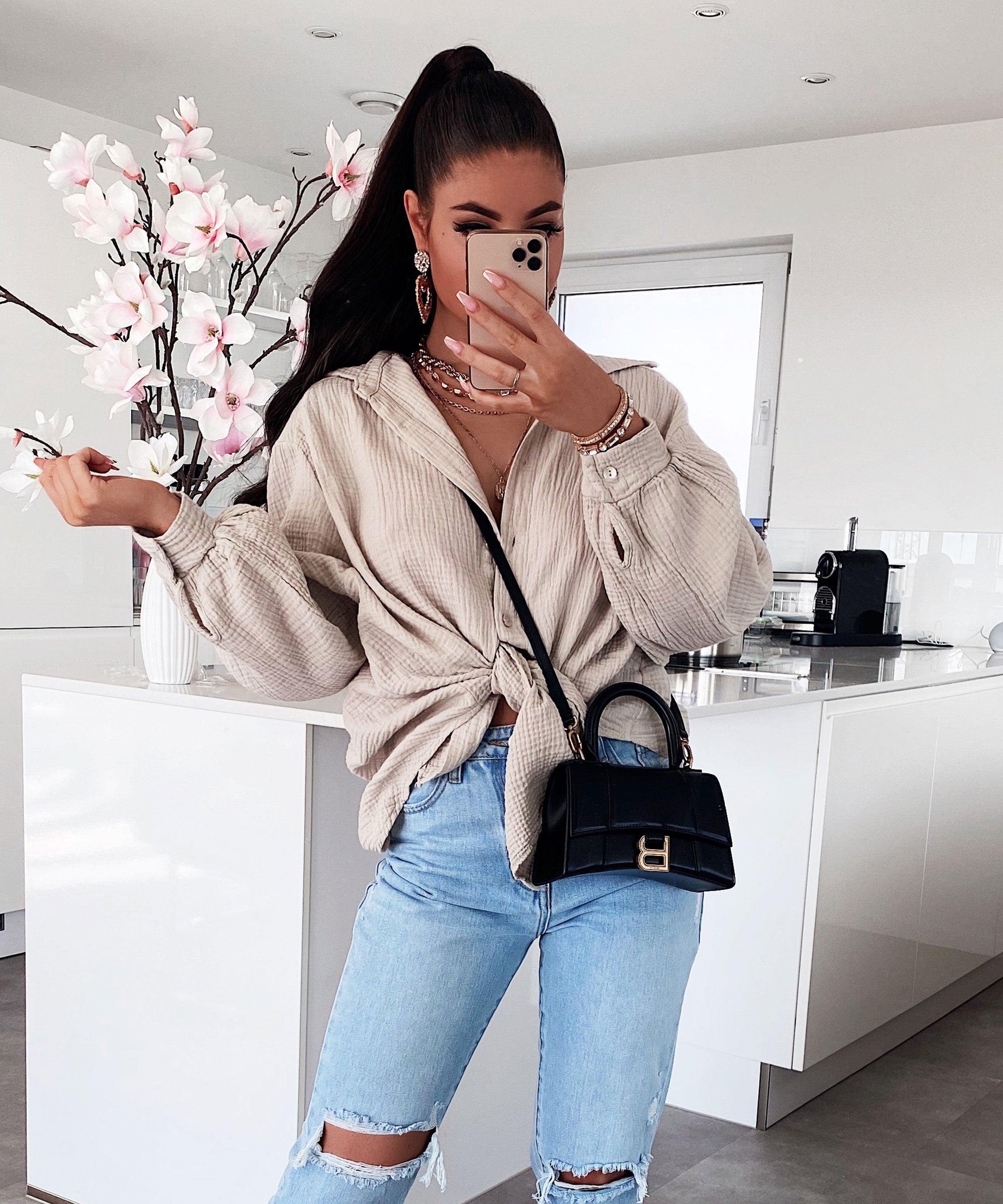 Faye | Übergroße Musselinbluse in Beige