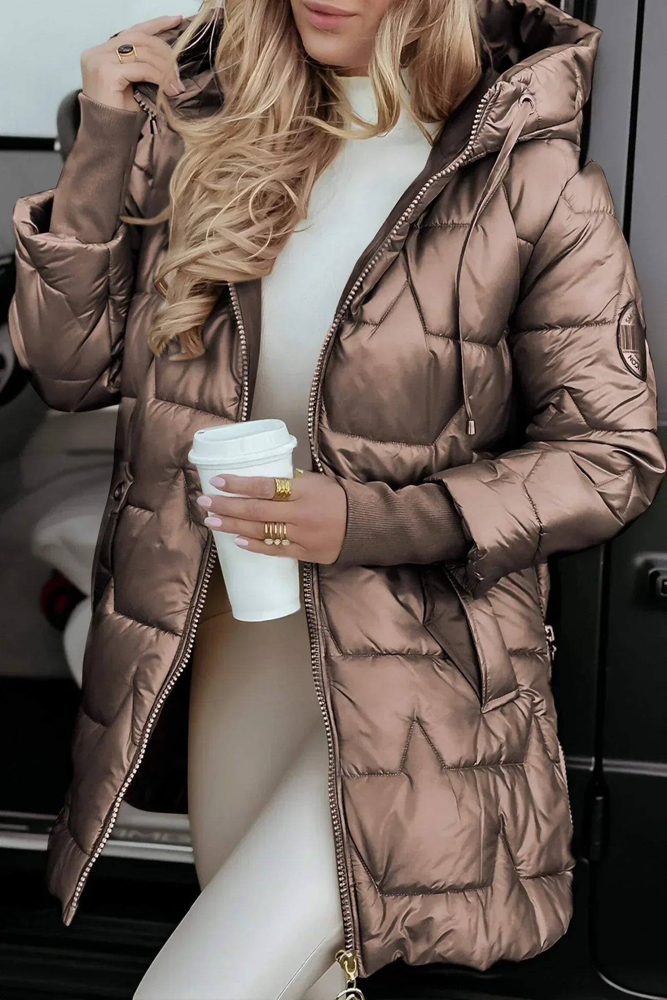 Zaniyah | Eleganter Wintermantel mit Kapuze und Füllung