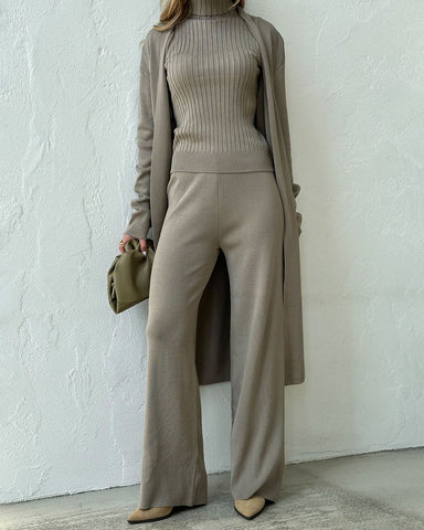 Mae - Bequemes Dreiteiliges Outfit