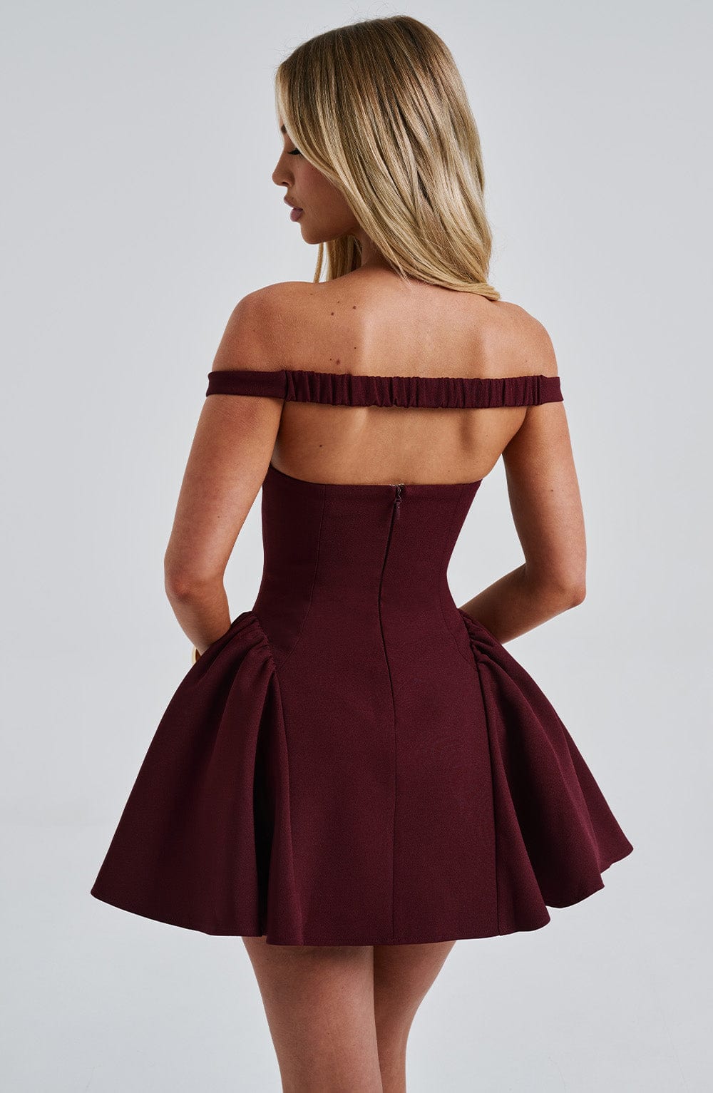 Marla | Elegantes Bardot-Minikleid