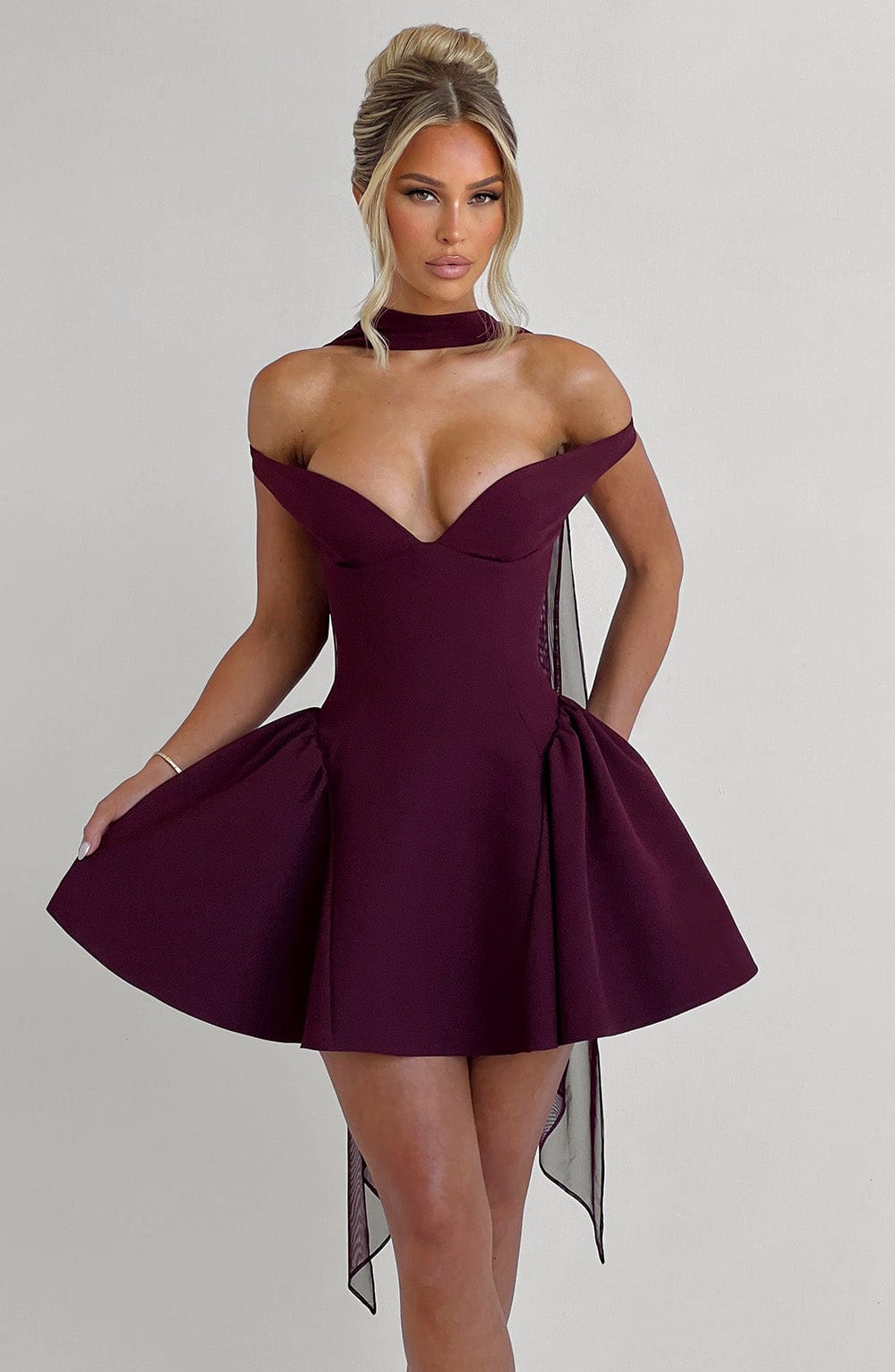 Marla | Elegantes Bardot-Minikleid