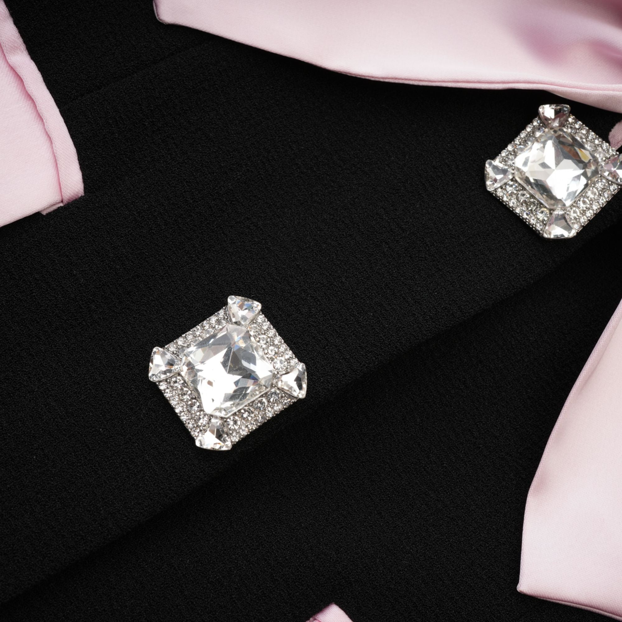 Uaine black jacket & skirt matching set