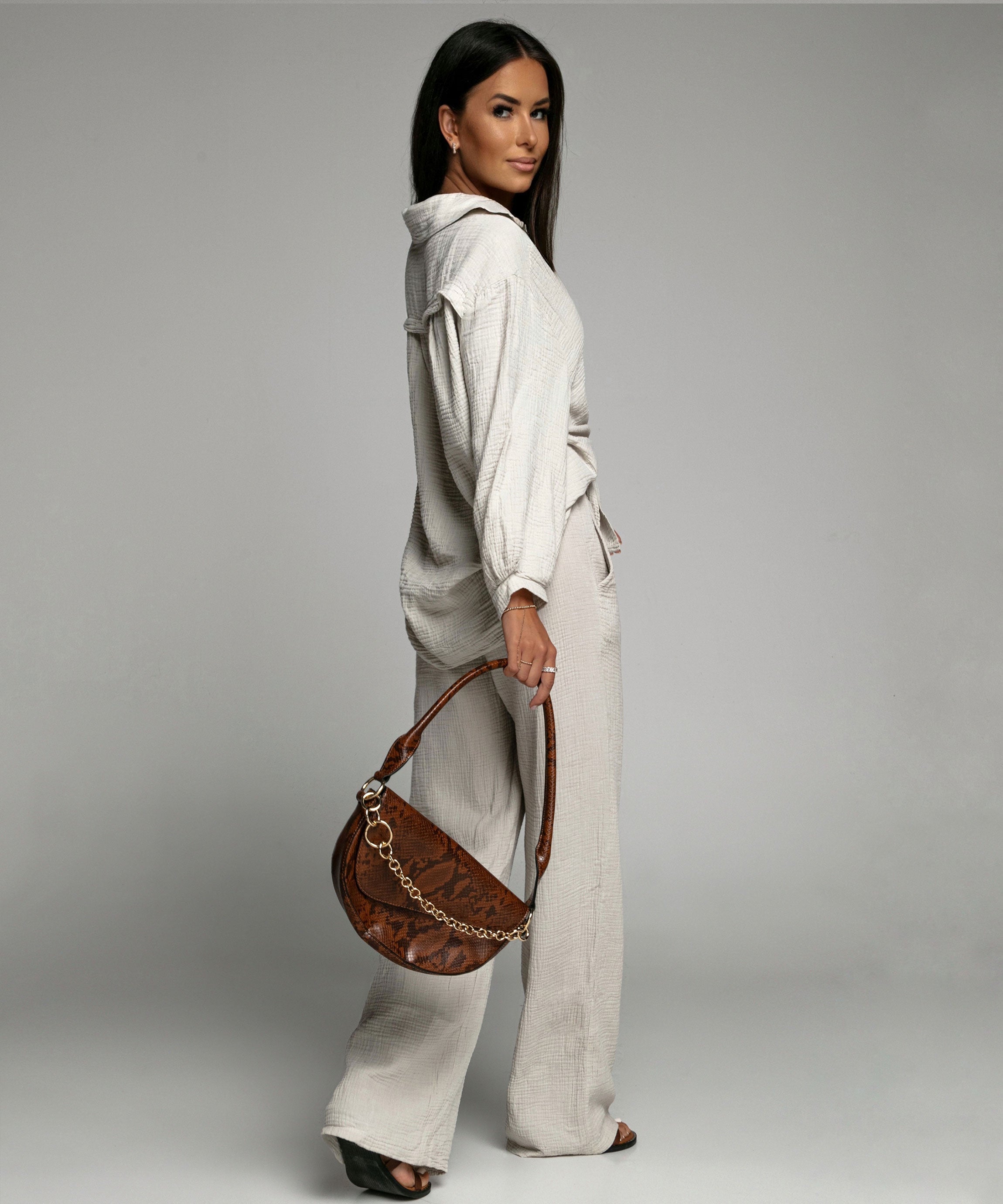 Faye | Übergroße Musselinbluse in Beige