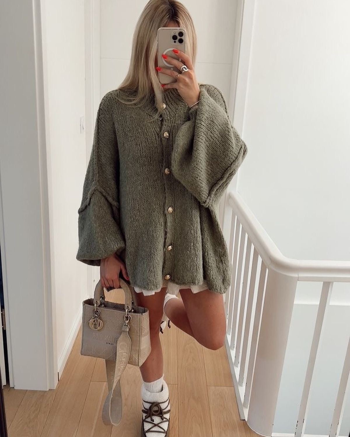 Nora | Oversize-Strickjacke