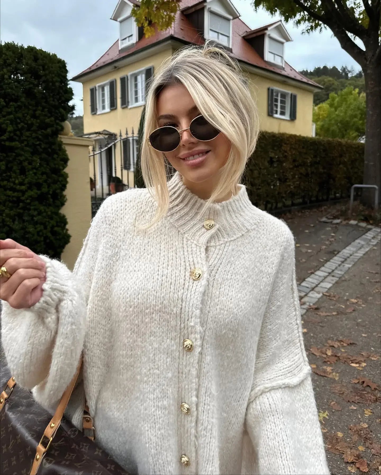 Nora | Oversize-Strickjacke