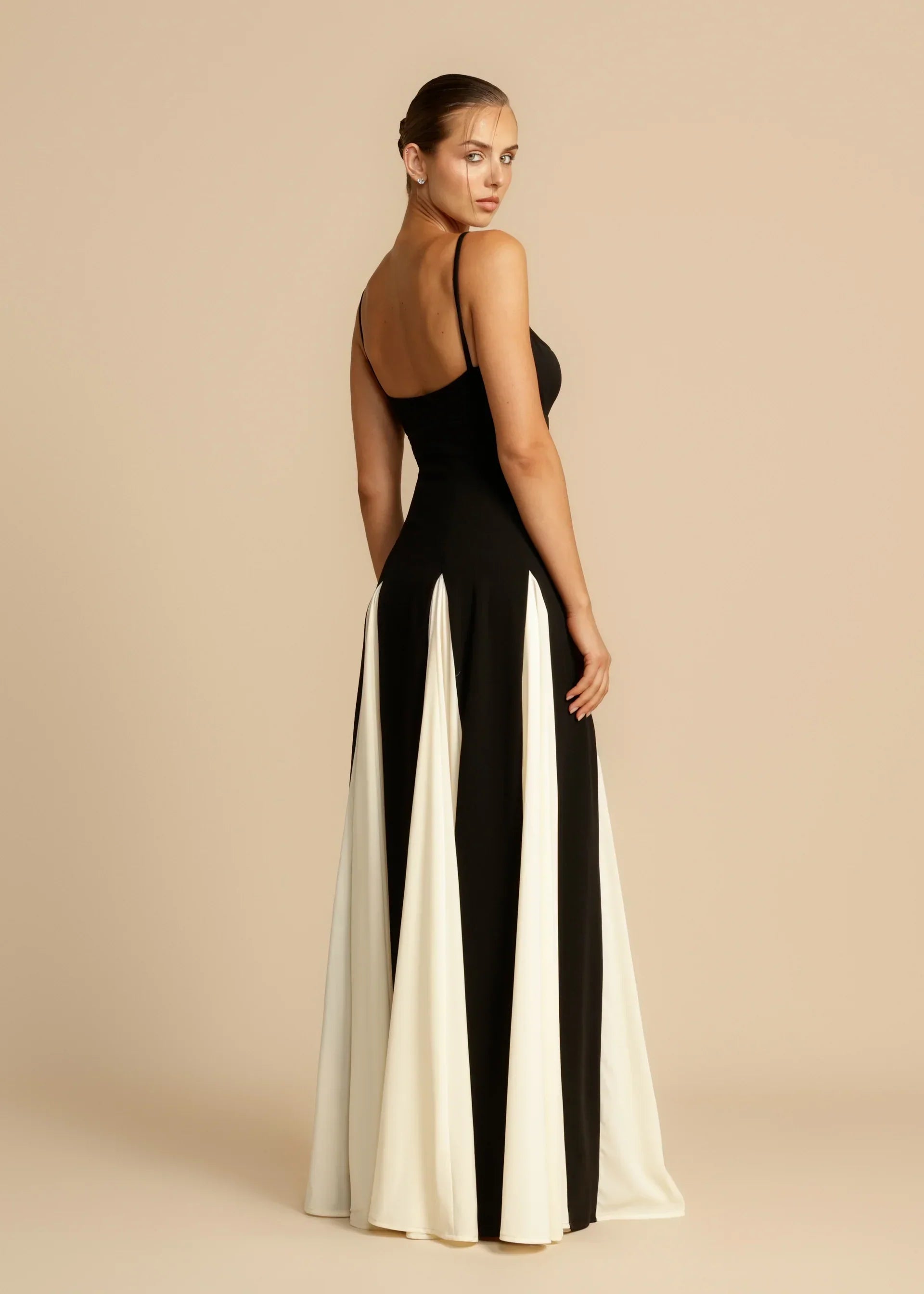 Aerelle Roxanne Dress - Elegance and Comfort for every occasion