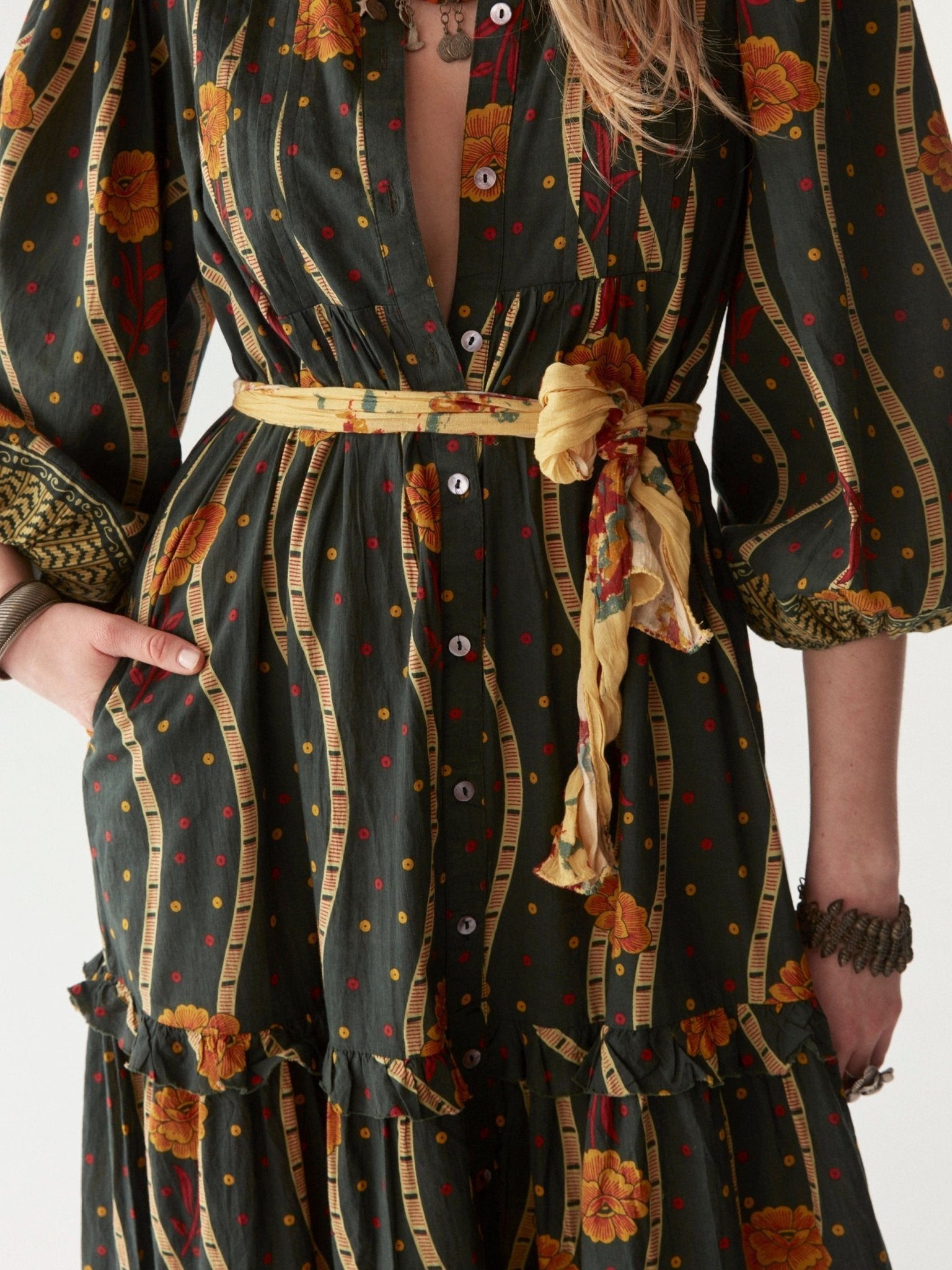 Odessa | Raphaelle Kleid - Light My Fire