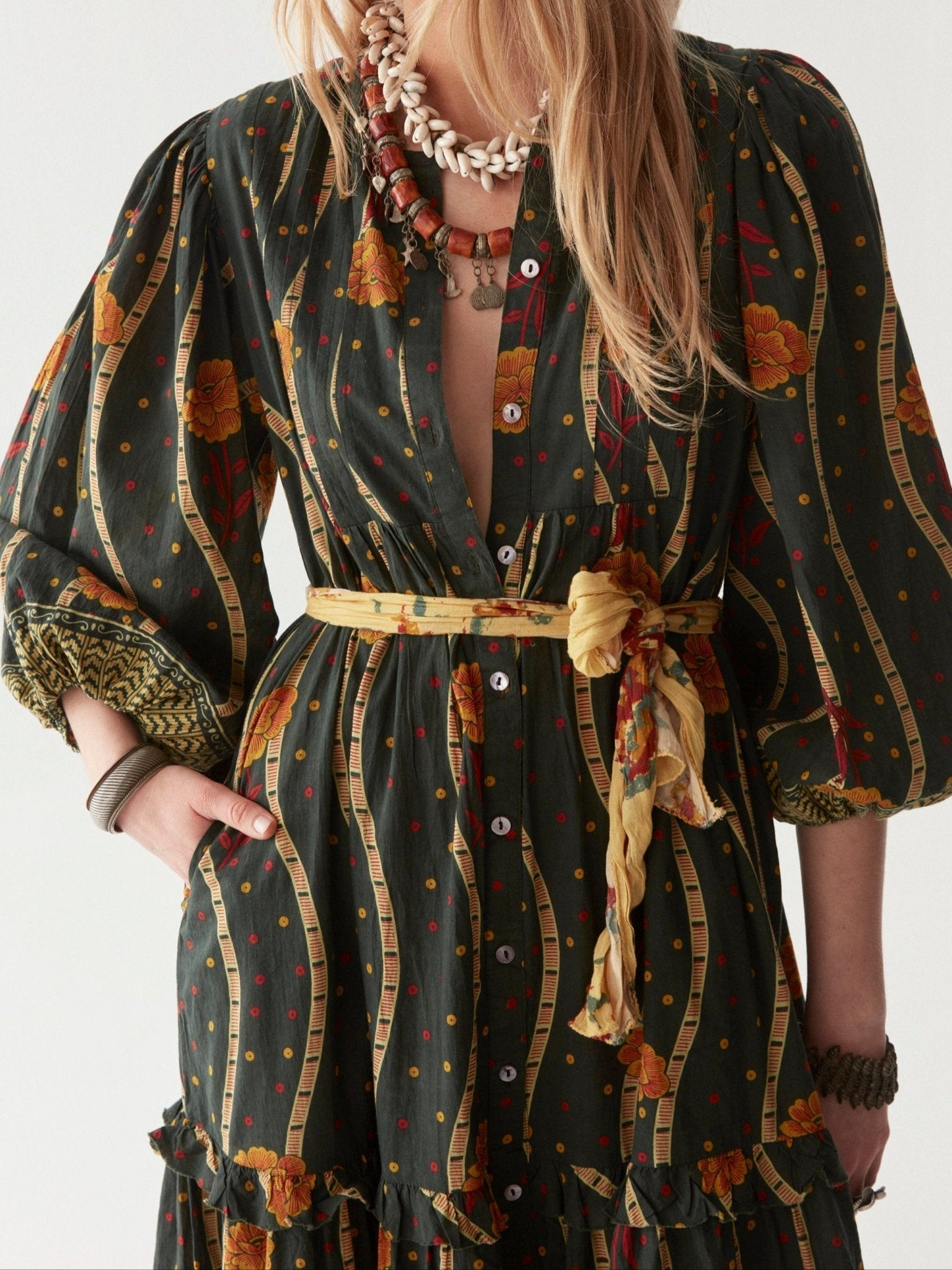 Odessa | Raphaelle Kleid - Light My Fire