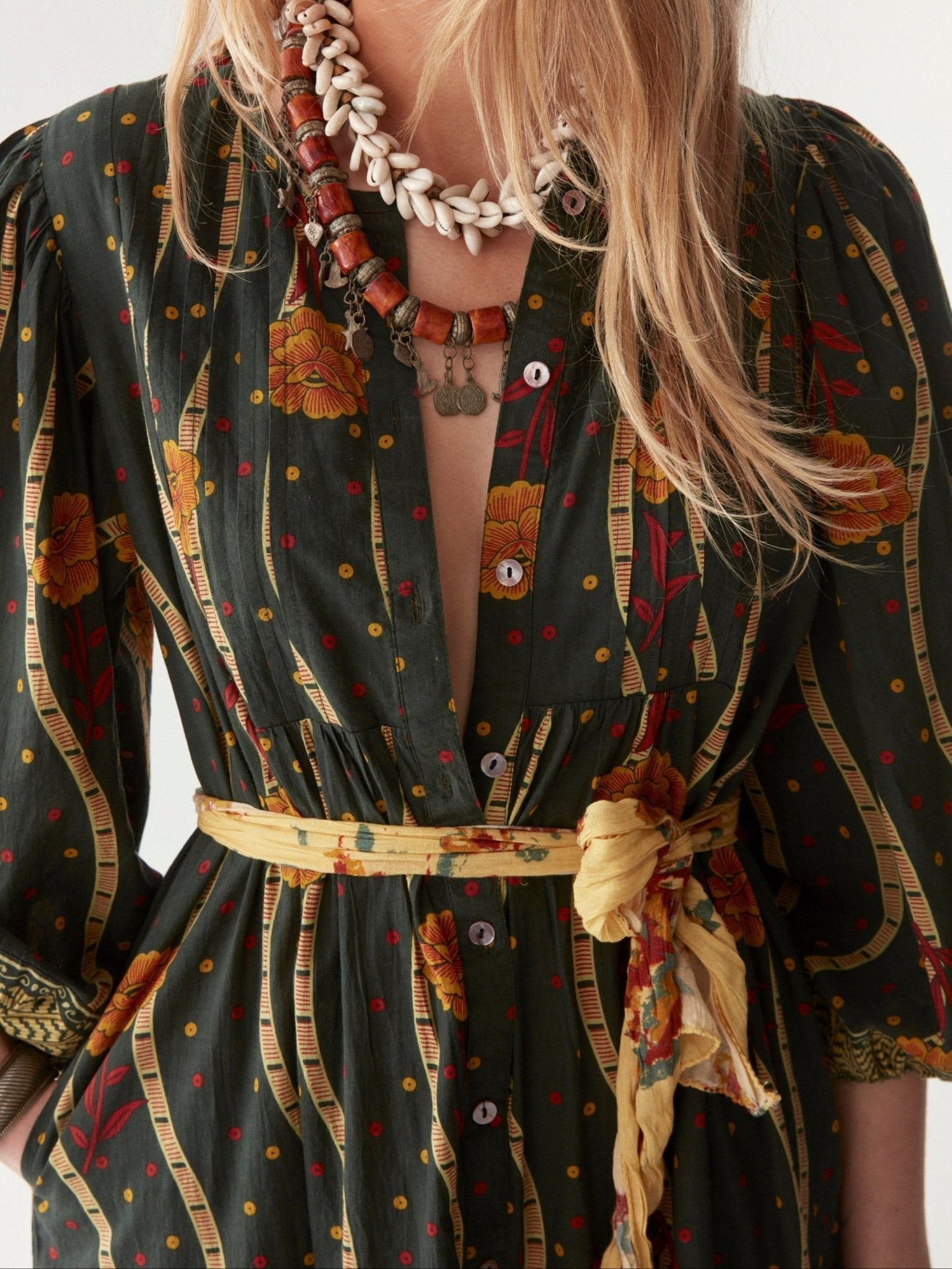 Odessa | Raphaelle Kleid - Light My Fire