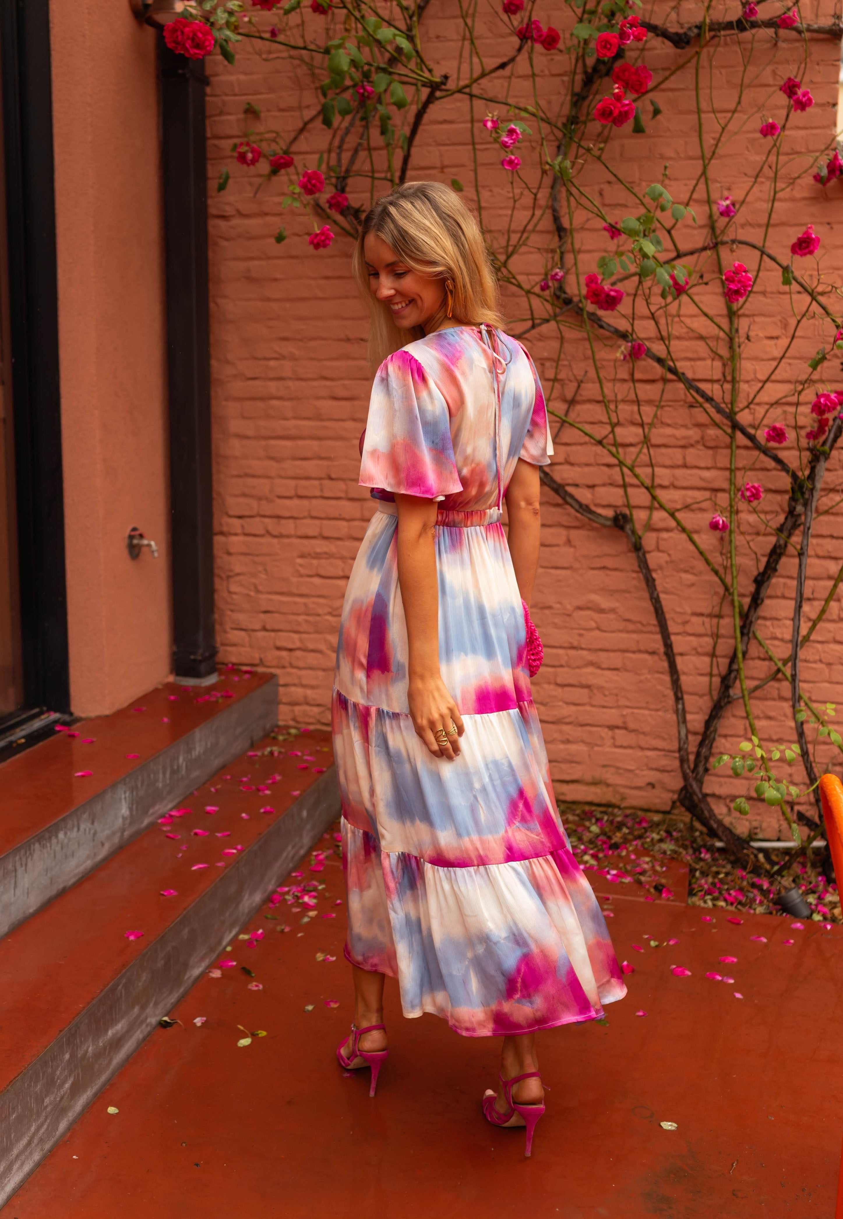 Braylen | Robe Franka - mit blauen und rosafarbenen Mustern