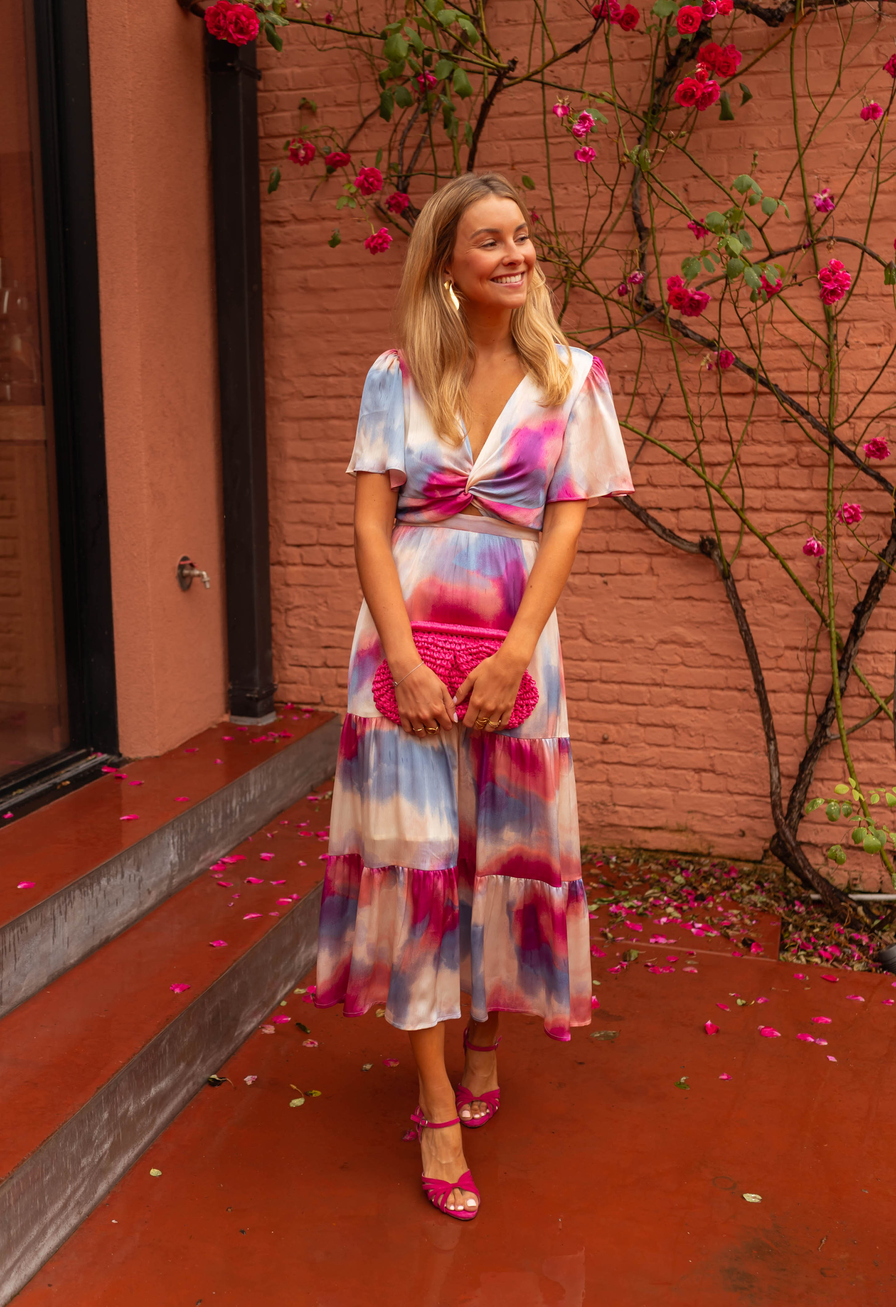 Braylen | Robe Franka - mit blauen und rosafarbenen Mustern