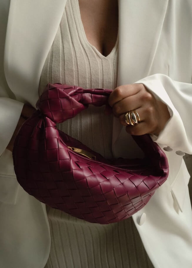 Gewebte Mini-Tasche: Eleganz für jeden Tag
