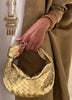Gewebte Mini-Tasche: Eleganz für jeden Tag