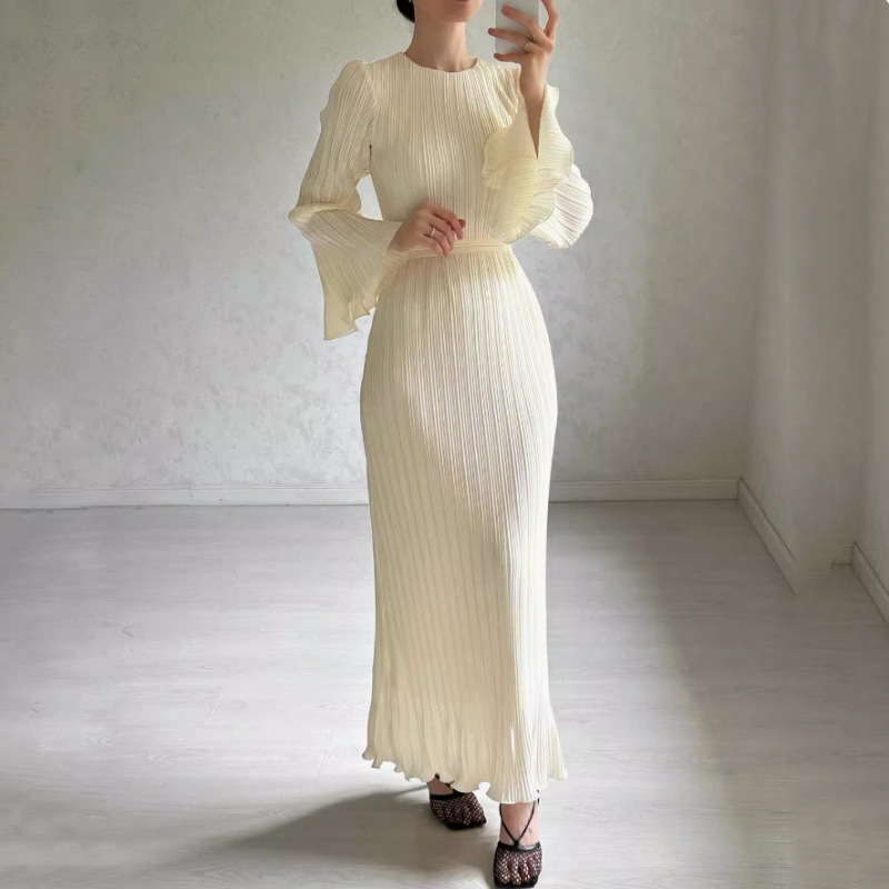 Christina | Neues elegantes Kleid mit ausgestellten Ärmeln