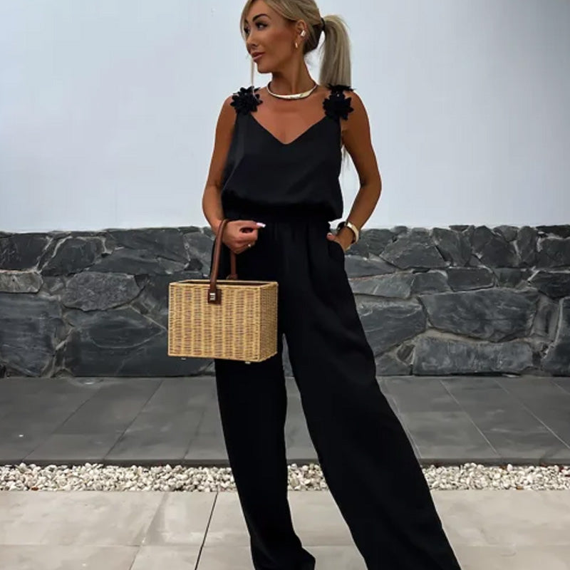 Ada | Satin Jumpsuit mit Weitem Bein – Rot, Schwarz, Grün, Ärmellos
