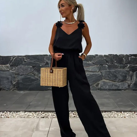Ada | Satin Jumpsuit mit Weitem Bein – Rot, Schwarz, Grün, Ärmellos