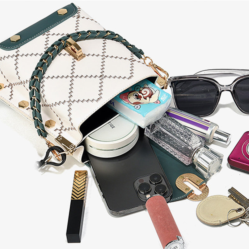 Lavy | Leichte Crossbody-Tasche aus weichem Leder