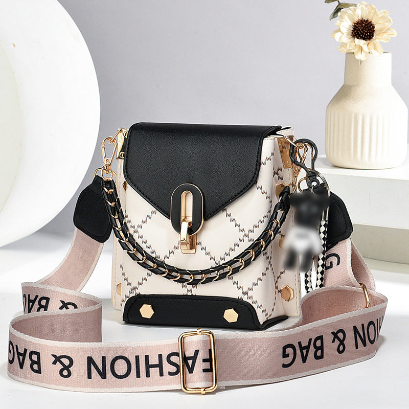Lavy | Leichte Crossbody-Tasche aus weichem Leder