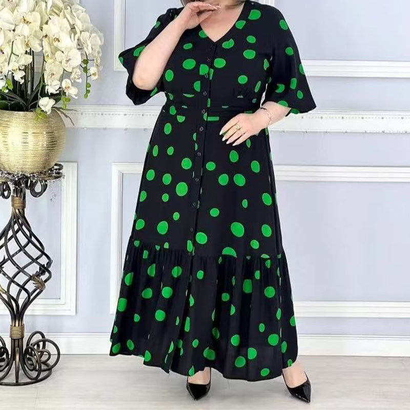 Inaya | Elegantes V-Ausschnitt-Pünktchenkleid in Übergröße