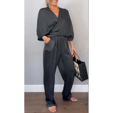 Lunah | Elegantes 2-teiliges Damen-Set mit V-Ausschnitt-Top & mercerisierter Baumwollhose