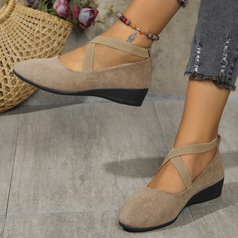 Kyleigh | Elegante Keilabsatzschuhe mit elastischen Riemchen und uni Farbe