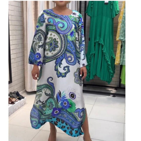 Isabelle | Elegantes langes Kleid mit Rundhalsausschnitt und Blumendruck