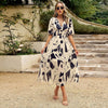 Kaisera | Elegantes Kleid mit Taillendruck und V-Ausschnitt