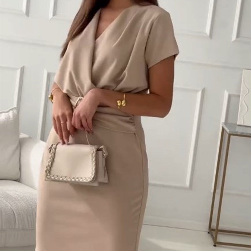 Yvonne | 2025 Sommer Neuheiten V-Ausschnitt Kurzarm-Kleid mit Taillenbetonung