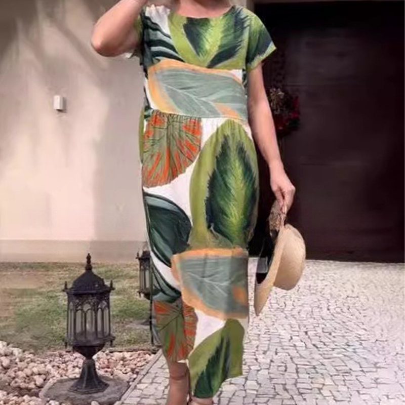 Clara | Damenkleider mit kurzen Ärmeln und rundem Ausschnitt