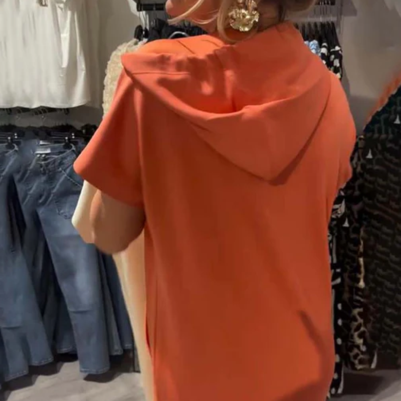 Adonisa | Women's dress with short sleeves and hood