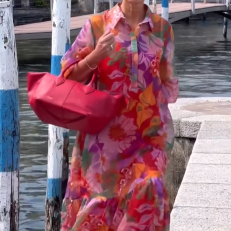 Rasey | Rotes Chiffonkleid mit Blumenmuster