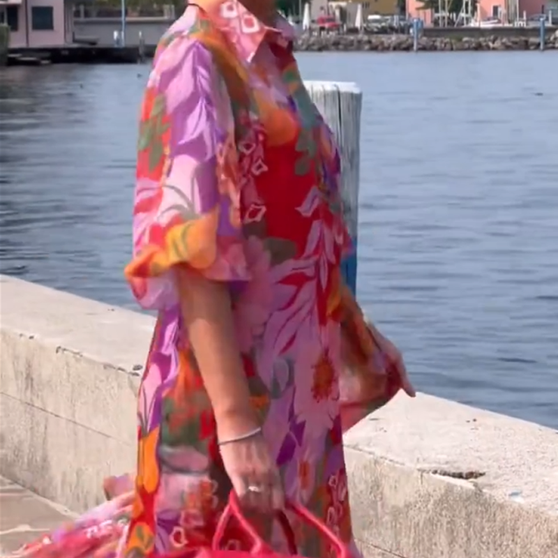 Rasey | Rotes Chiffonkleid mit Blumenmuster