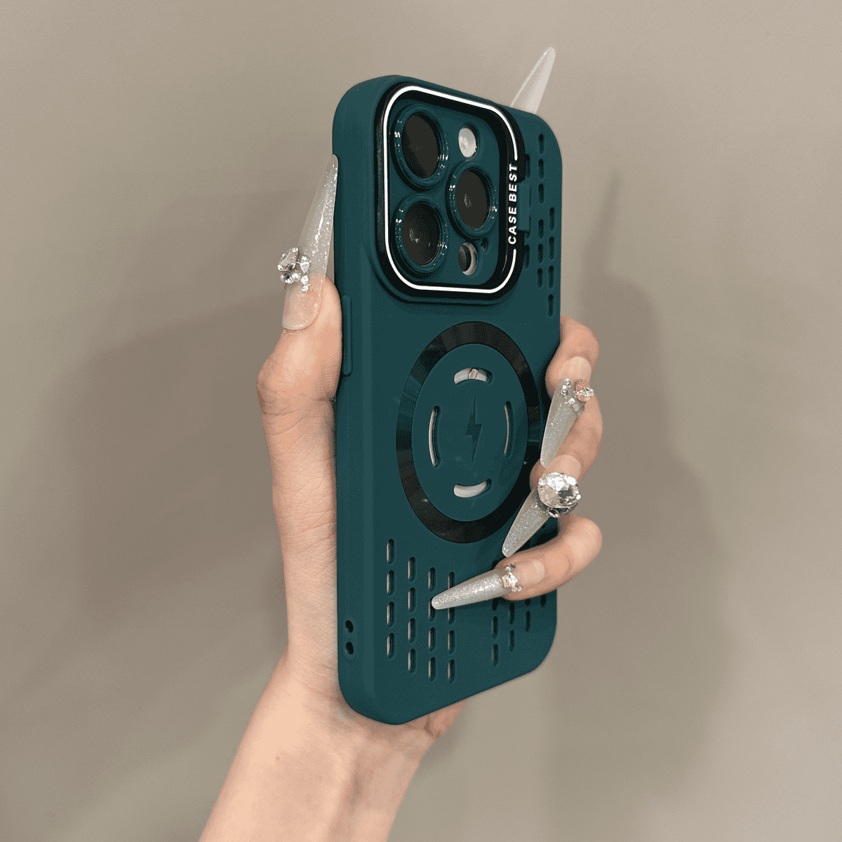 Tina | Weiche Silikon-Sicherheitsschutzhülle mit blitzschneller magnetischer Ladehülle für das