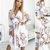 Carson | Weißes Blumenkleid mit V-Ausschnitt und Gürtel für Damen