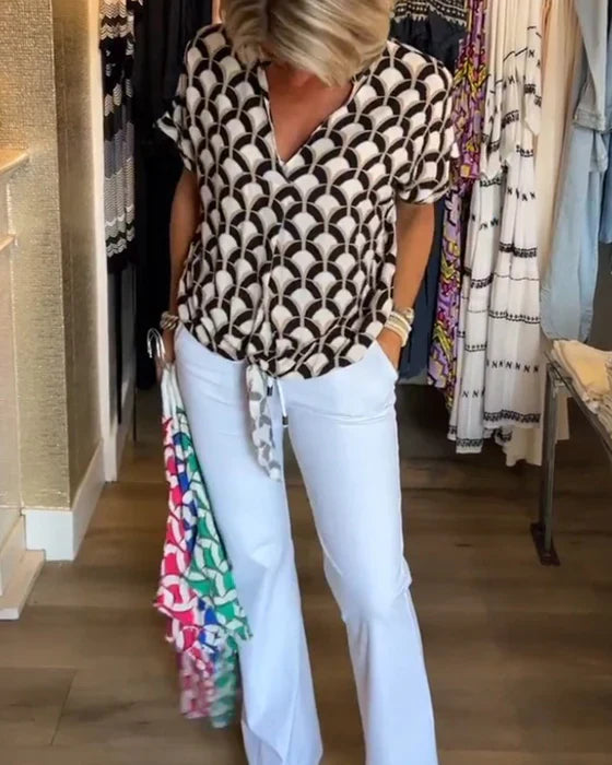 Clarice | Top Casual mit V-Ausschnitt und Druck