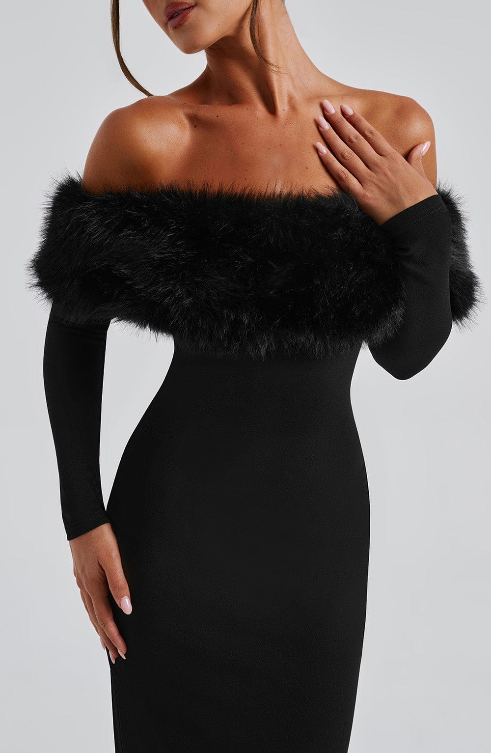 Vittoria | Pelzbesetztes Bardot-Midikleid