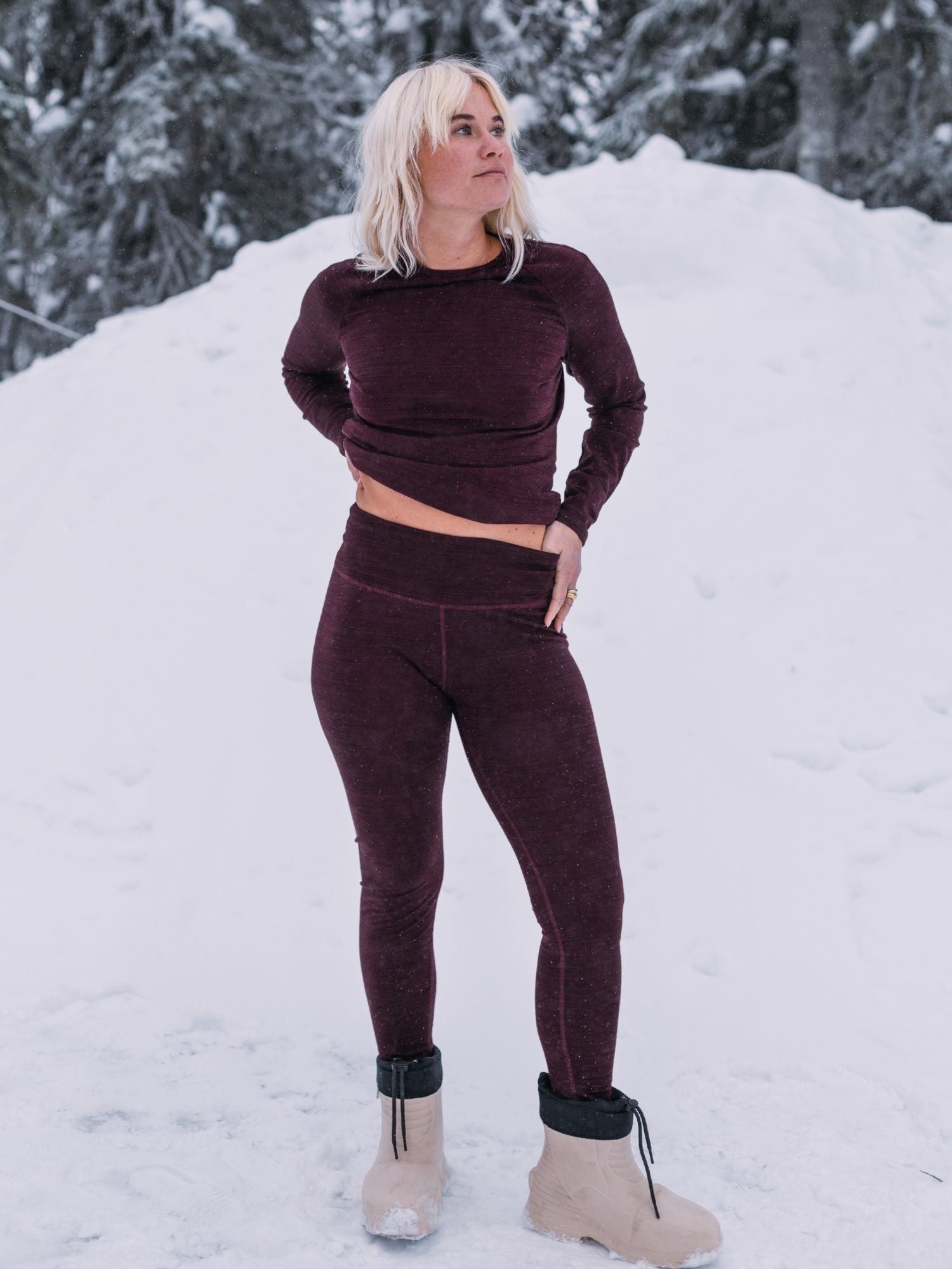 Karlee | Burgunder Merino Langstrumpfhose - Elegantes Winteroutfit für Frauen